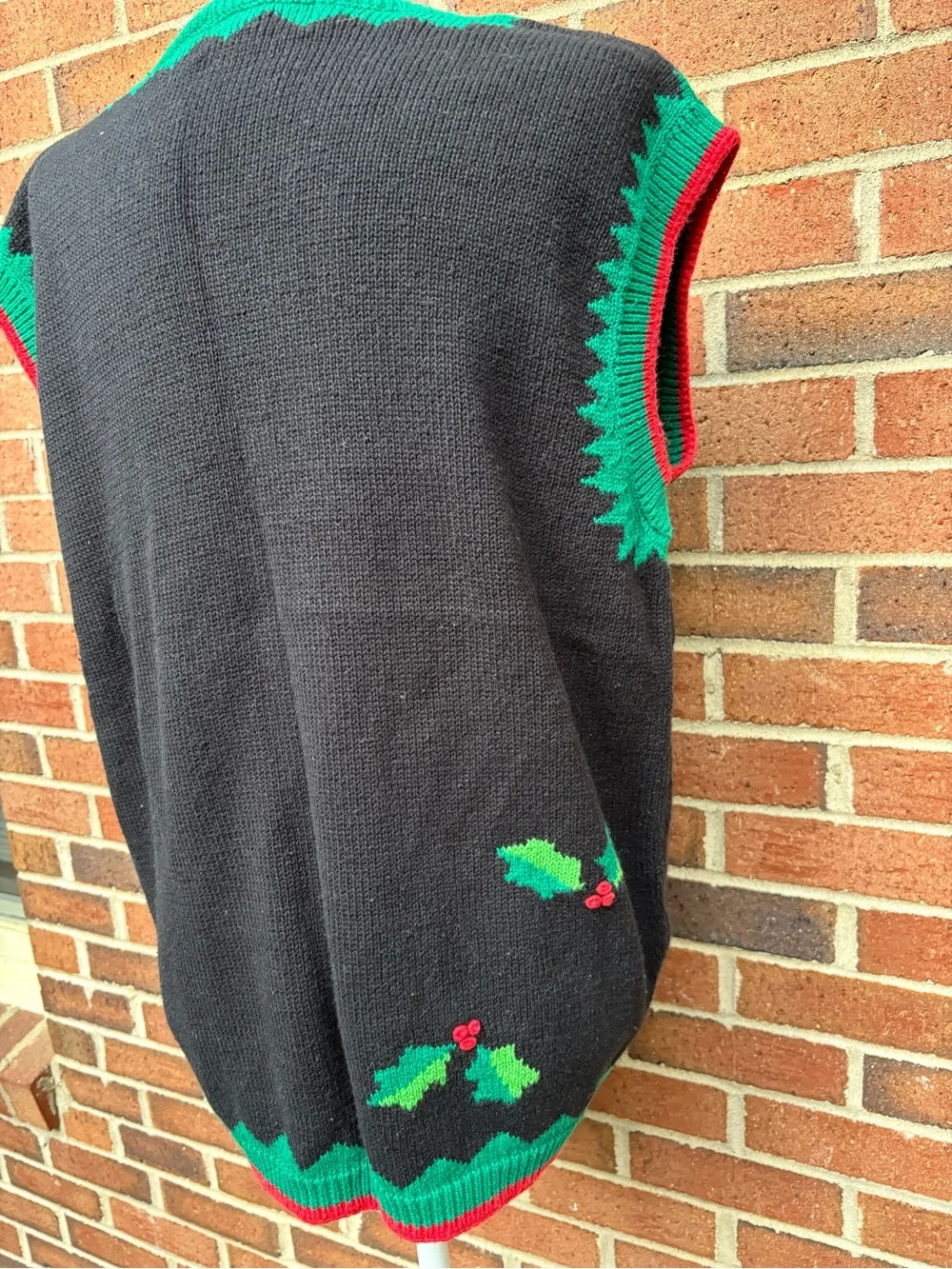 Vintage Bechamel Christmas Holly Sweater Vest Size 1X Black Red Green